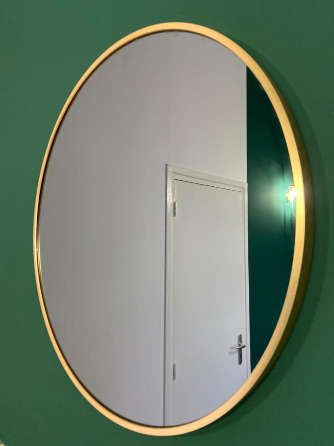Residence Adam A Part Валенсиен Екстериор снимка