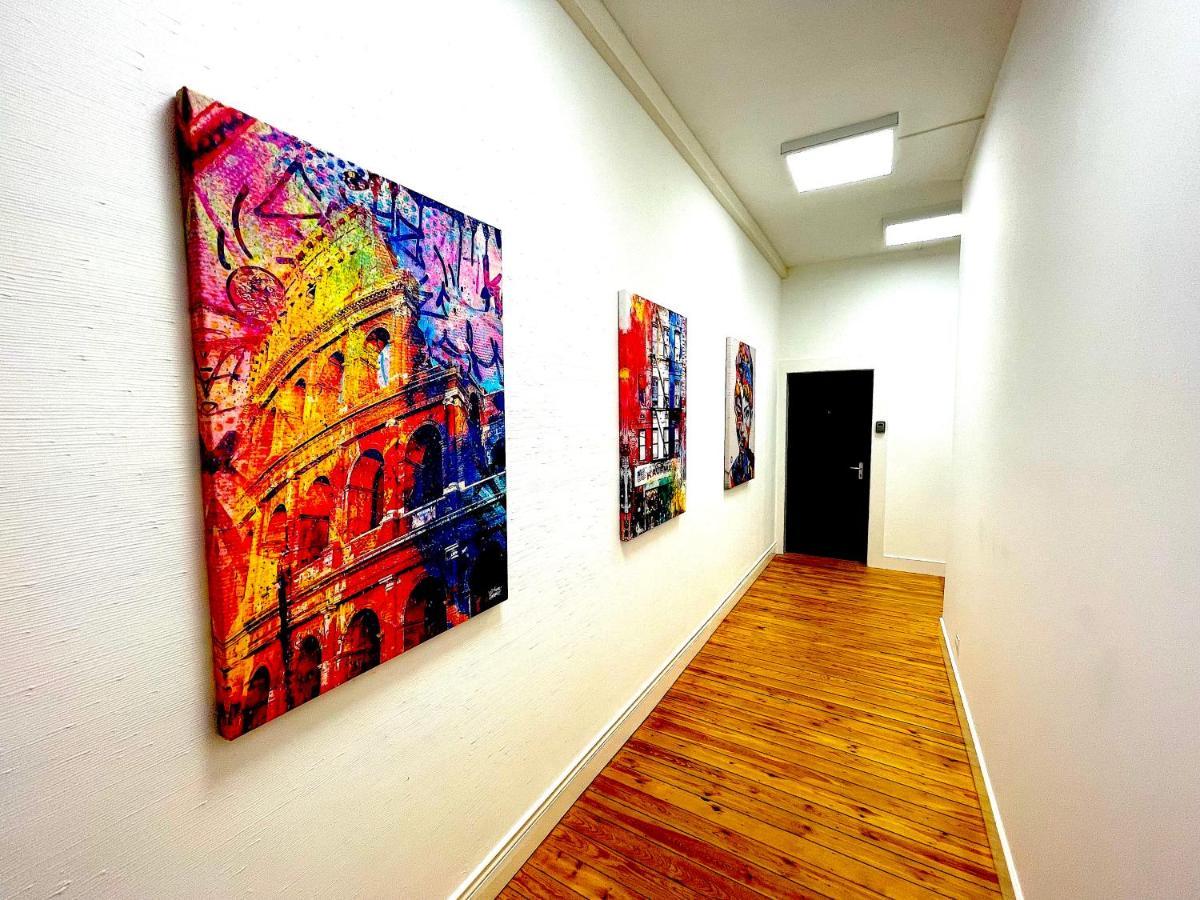 Residence Adam A Part Валенсиен Екстериор снимка