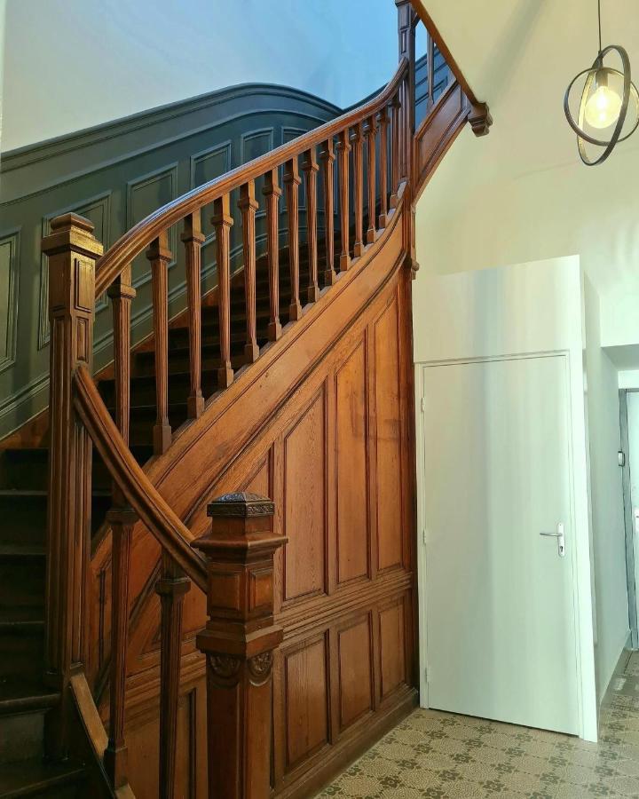 Residence Adam A Part Валенсиен Екстериор снимка