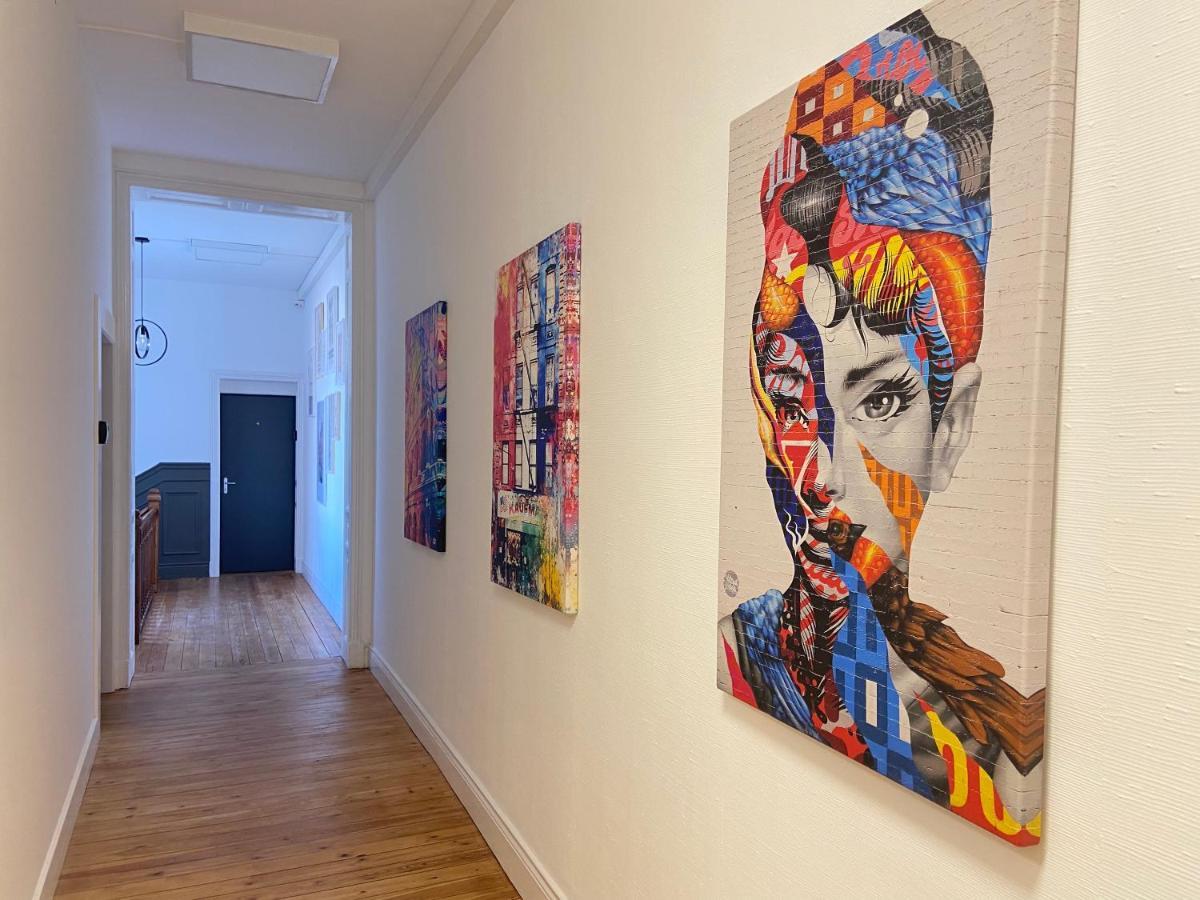 Residence Adam A Part Валенсиен Екстериор снимка