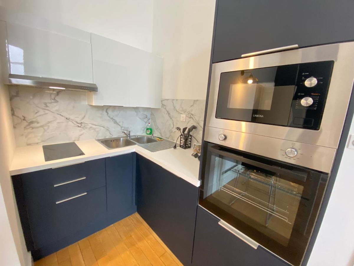 Residence Adam A Part Валенсиен Екстериор снимка