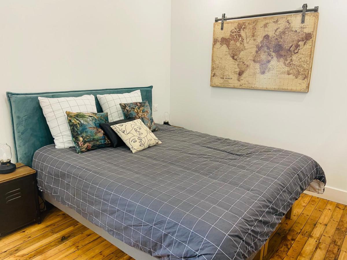 Residence Adam A Part Валенсиен Екстериор снимка
